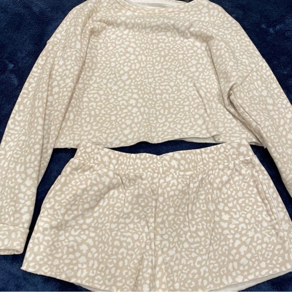 Leopard light cream soft cotton 2 peace comfortable. PJ or outfit